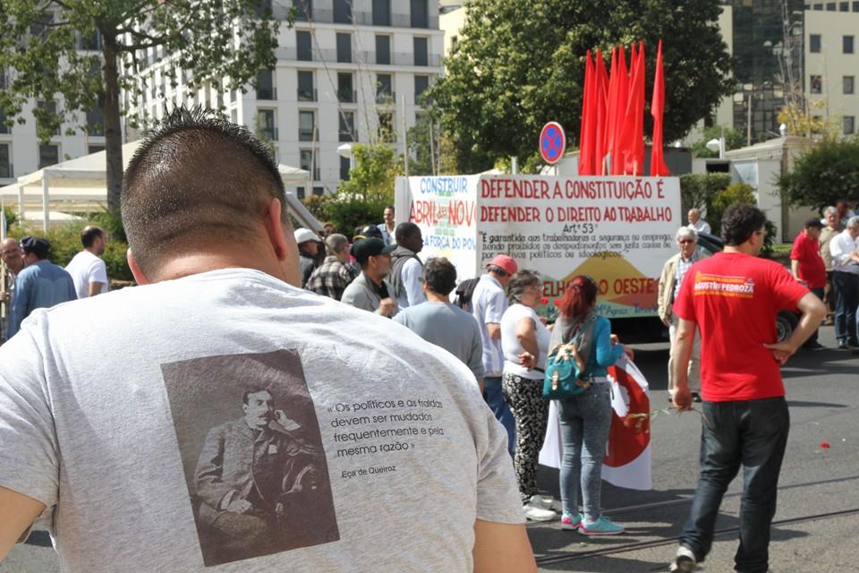 Eça de Queiroz à la manifestation du 1er mai (Lisbonne, 2015).