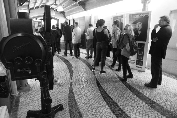 Le 5 mai 2015, la Cinemateca portugesa a rendu hommage à Manoel de Oliveira en présentant "Visitas ou memorias e confissoes"