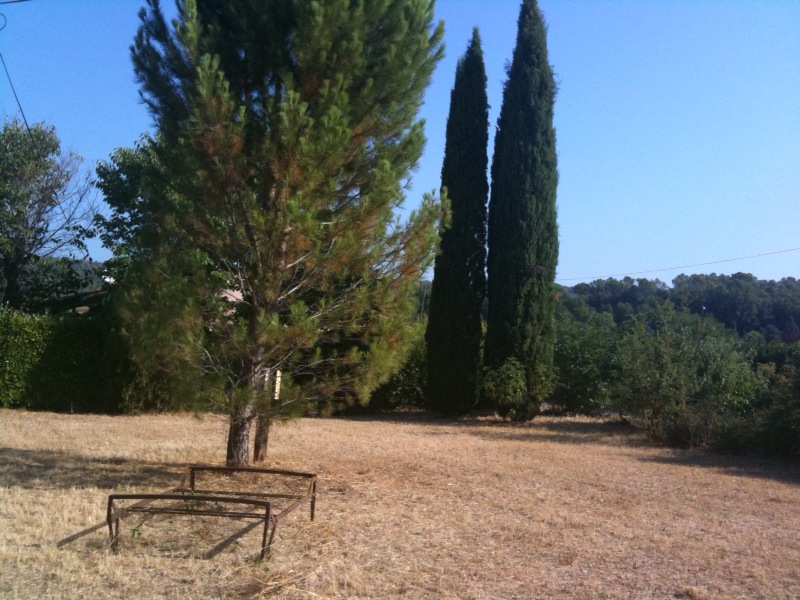  Les Ferrages de la Ribière, Entrecasteaux (août 2008). Photo : André Lange-Médart.