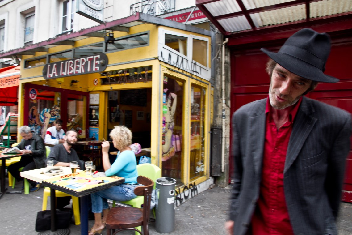  Le jardinier irlandais du Cimetière Montparnasse. Photo André Lange-Médart