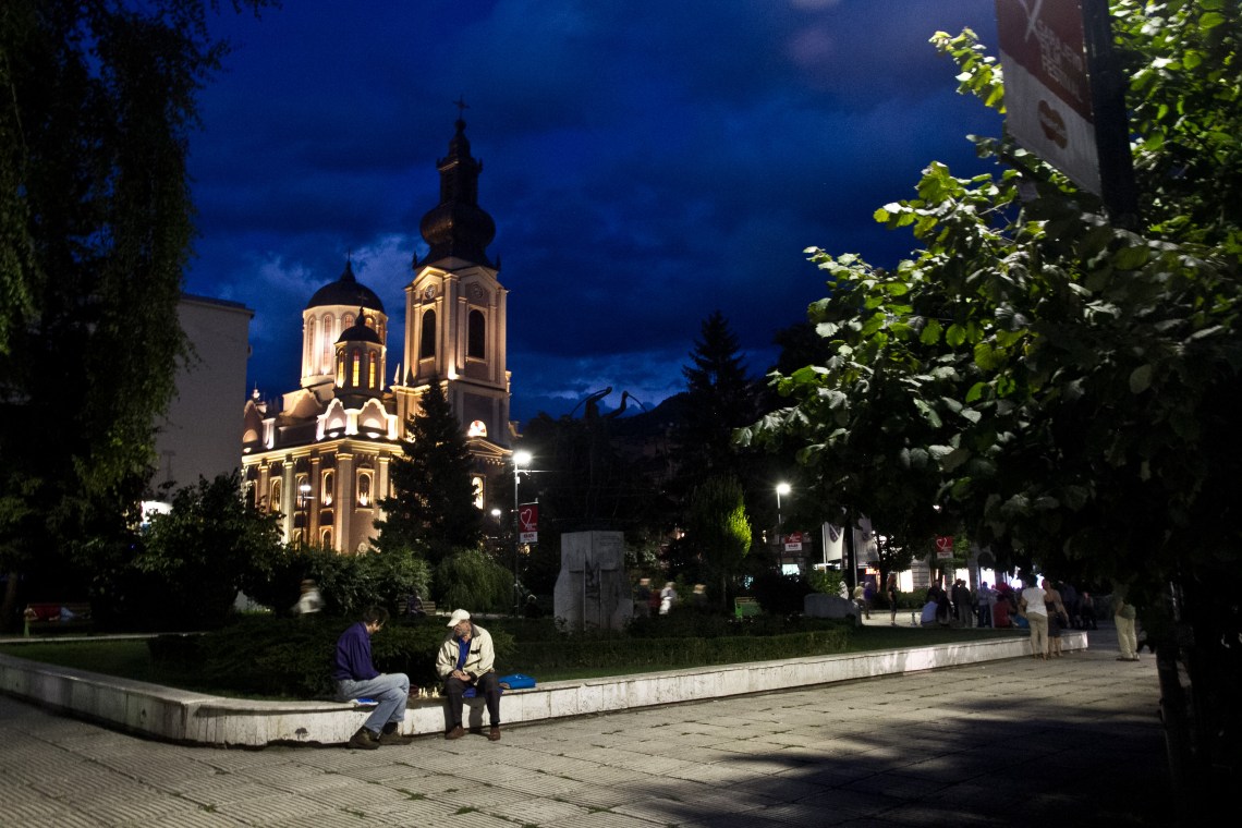 Joueurs d'échecs. (Sarajevo, août 2015) Photo André Lange-Médart